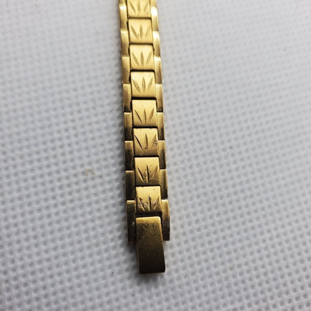 Elgin Gold Colored Watch - Picture 7 of 11